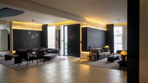 Living area - Armani House By Bridge Retreats (Madinat Zayed)