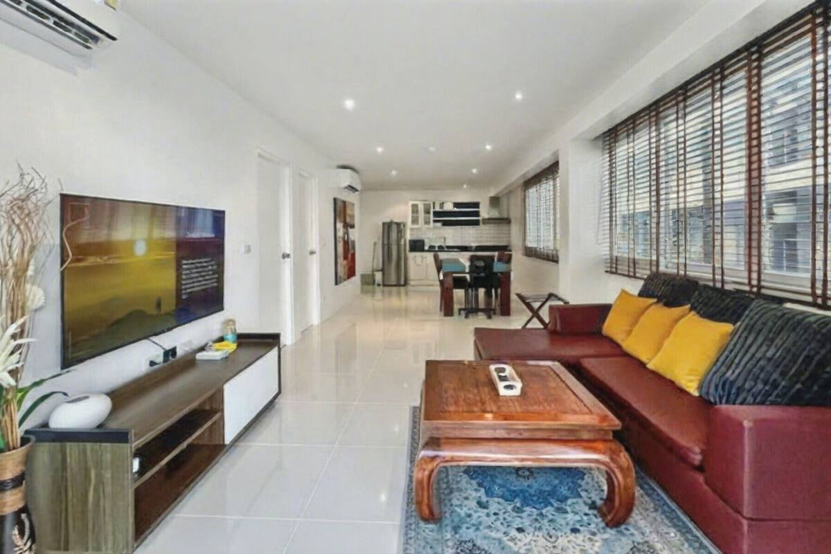 Leilighet, 1 soverom, tilgjengelighetstilpasset, balkong | Oppholdsrom | Bøker