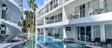 Apartment, 2 Bedrooms, Accessible, Balcony | Pool