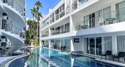 Sunset Plaza Condominium