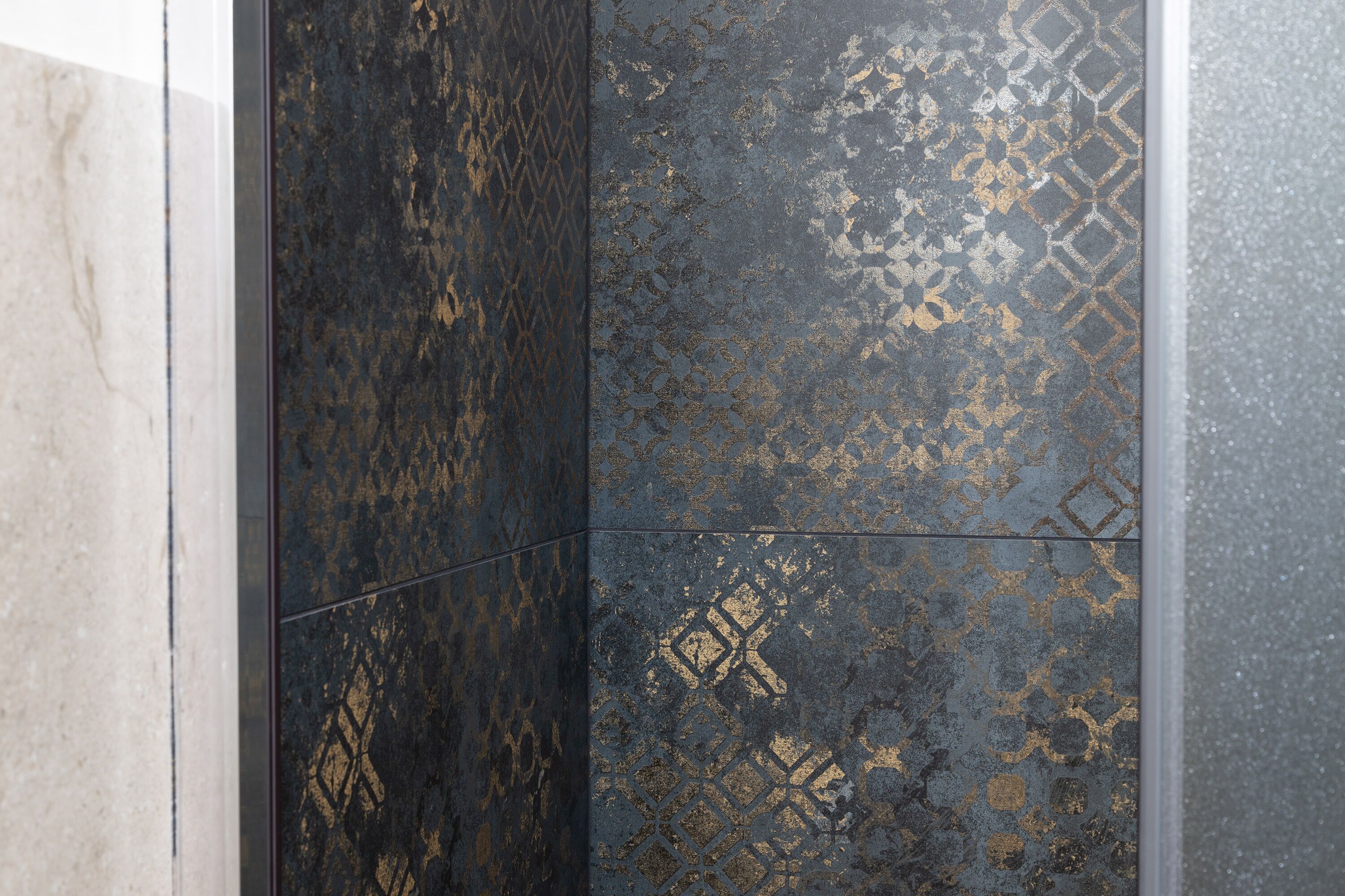 Doppelzimmer, Blick auf den Innenhof | Badezimmer