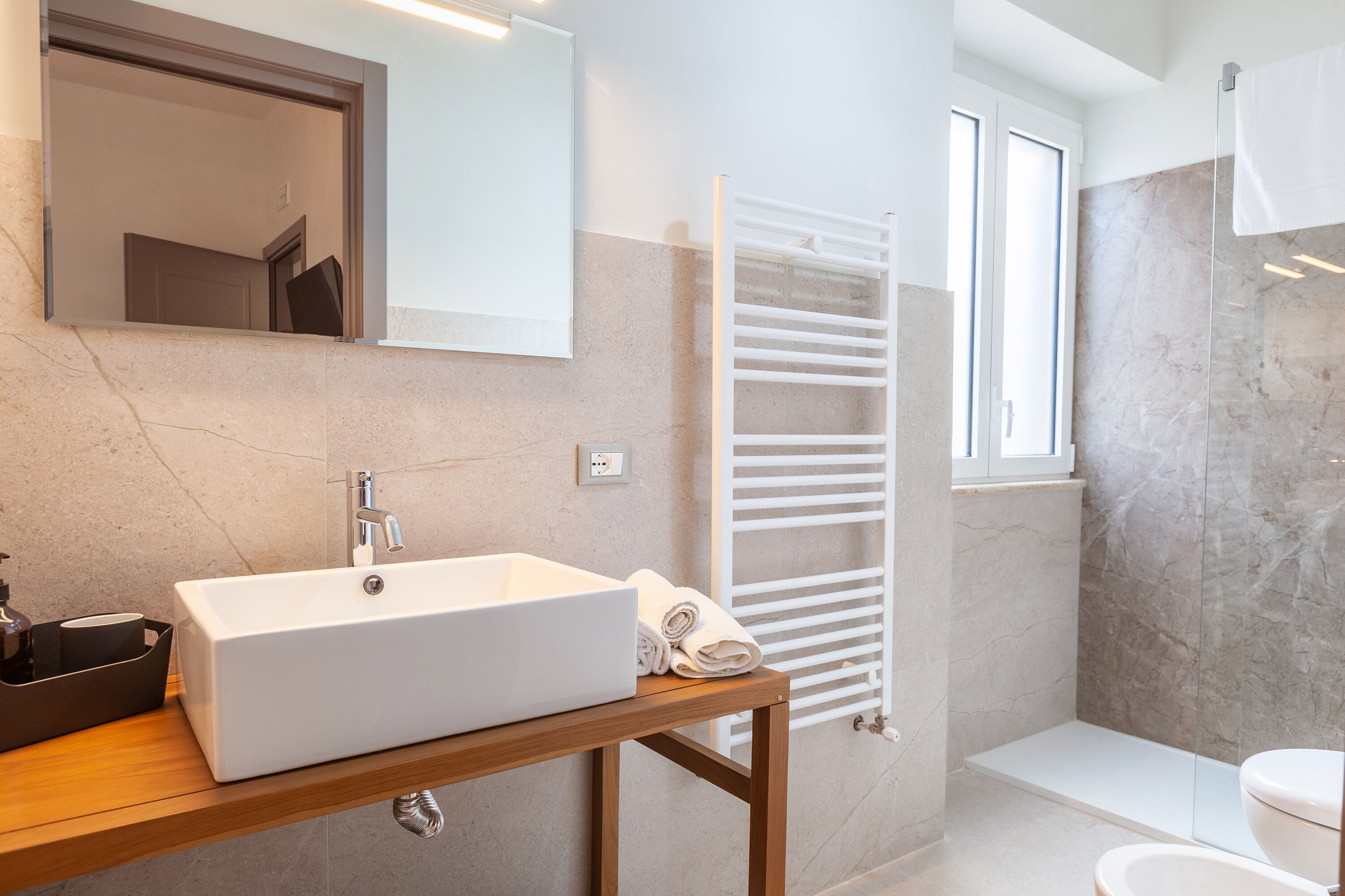 Double Room, Patio, City View | Bathroom