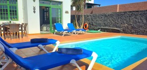 Utomhuspool