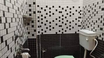 Standaard kamer | Badkamer