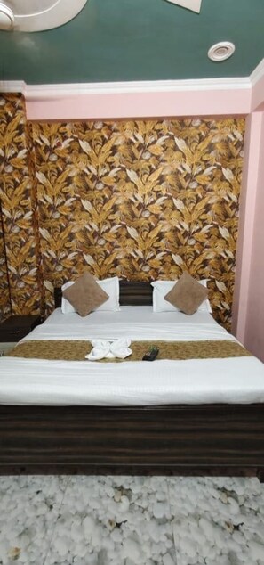 Kamar Standar | Wi-Fi gratis dan seprai linen