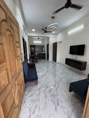 Interior - Full House 3BHK - WiFi & AC - Perungudi OMR WTC Apollo Hospital & DLF Downtown (Perungudi, Chennai, Tamil Nadu)