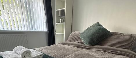 2 dormitoris, wifi i roba de llit