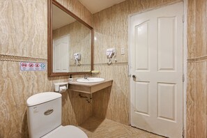 مجففات شعر، مناشف، ورق حمّام