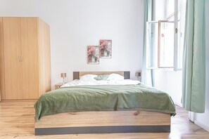 LÀgenhet Basic | StrykjÀrn/strykbrÀda och gratis wi-fi
