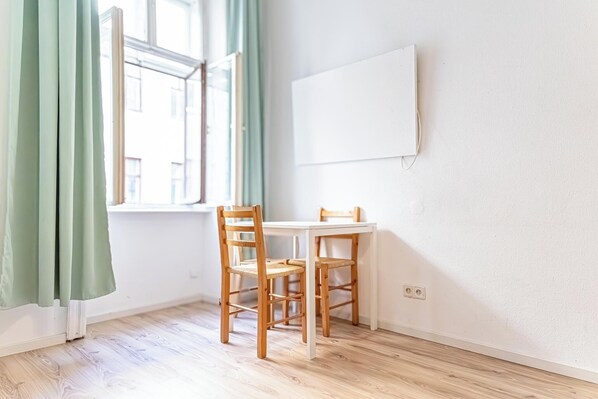 Basic Apartment | Iron/ironing board, free WiFi