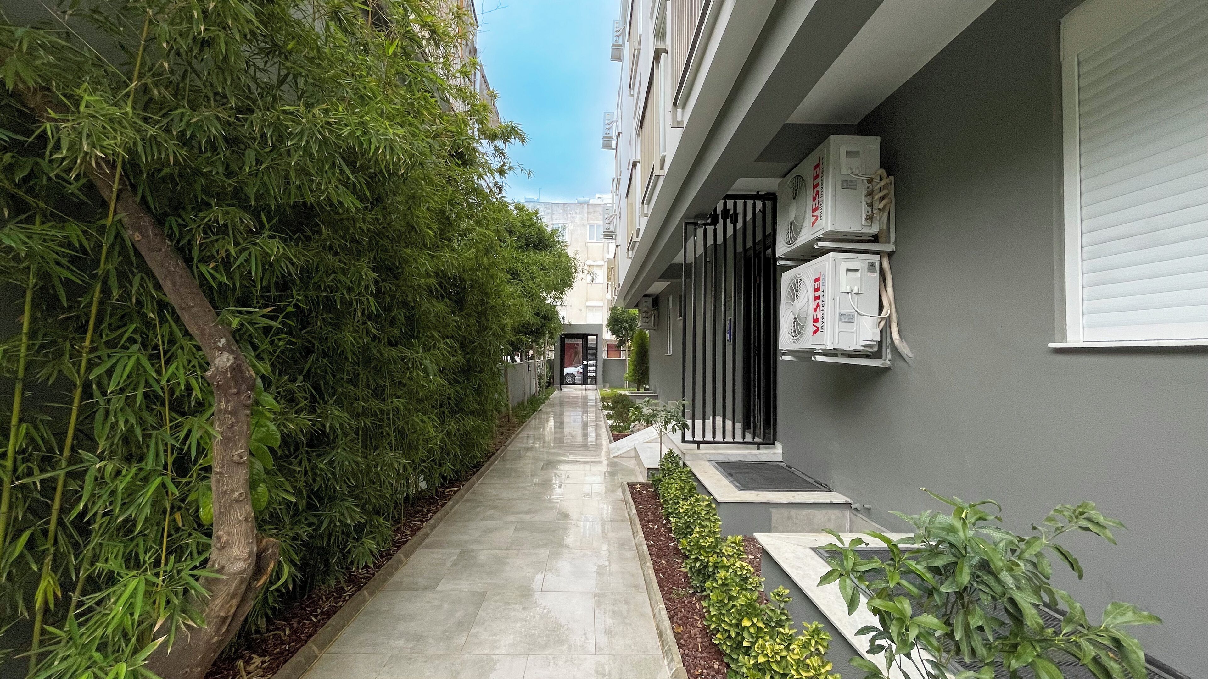 Standard Apartment, 1 Bedroom | Desk, laptop workspace, blackout drapes, soundproofing