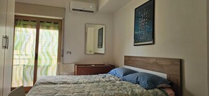 2 Schlafzimmer, Bügeleisen/Bügelbrett, Bettwäsche