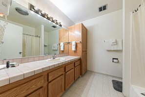 Hair dryer, towels - Spacious 1BR Condo #218 at Donner Lake Village (Truckee)