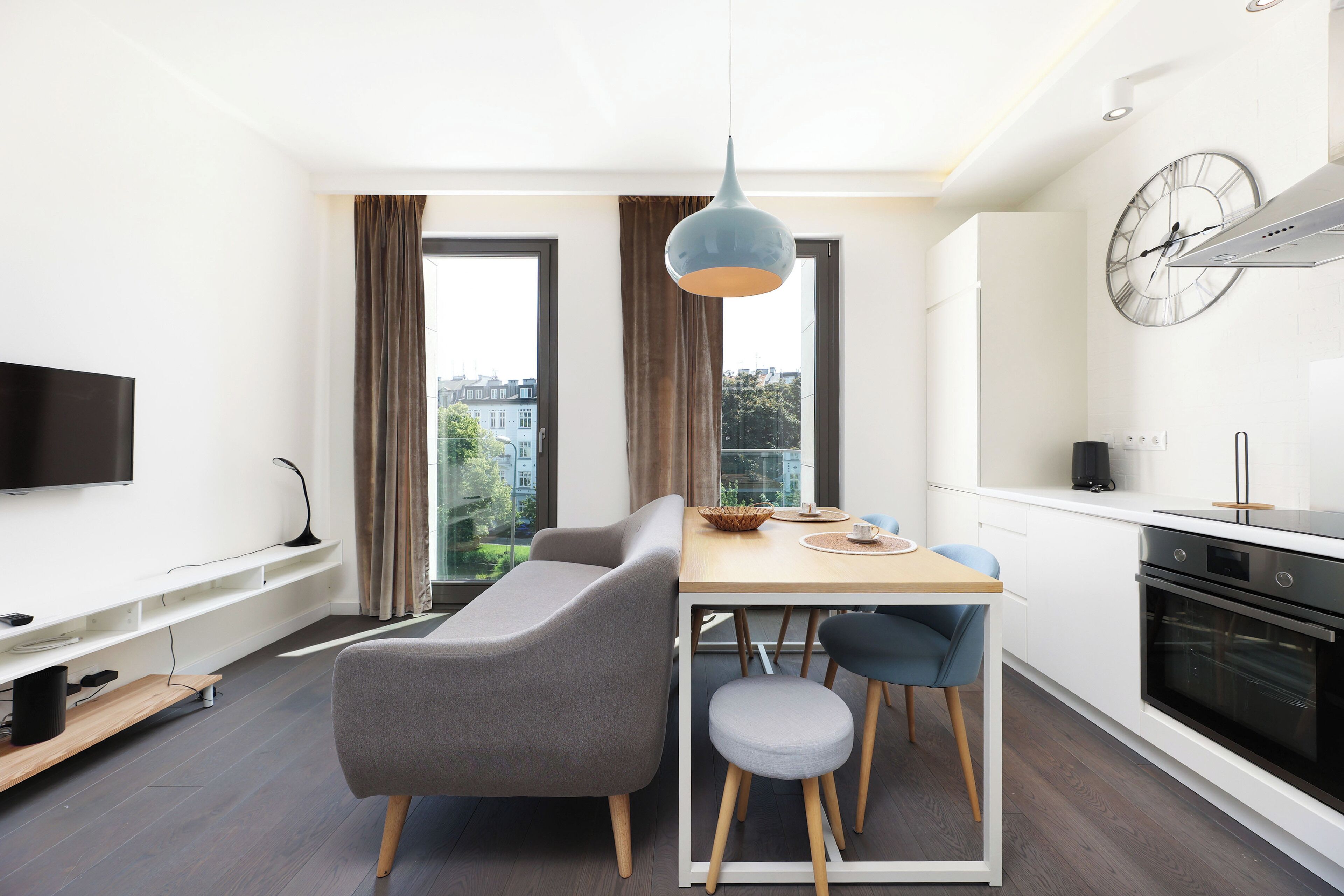 Deluxe Studio Suite, Balcony, City View