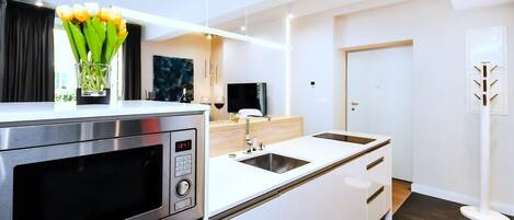 Exclusive-sviitti, näköala puutarhaan | Yksityinen keittiö