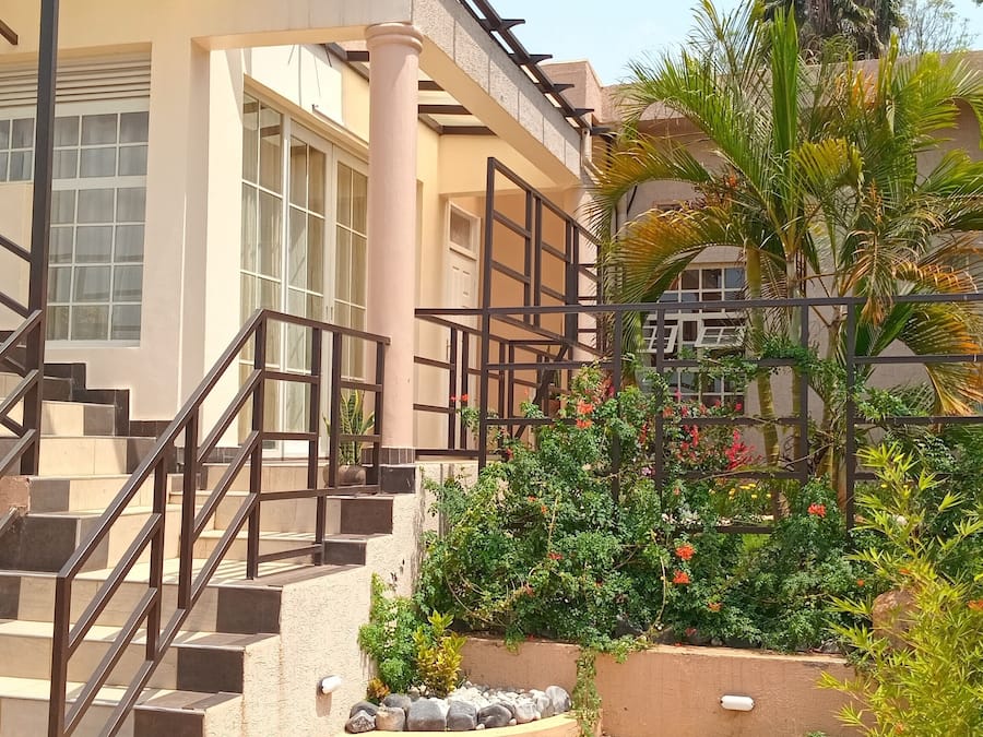 Comfort Apartment, Balcony, Courtyard View | Iron/ironing board, free WiFi
