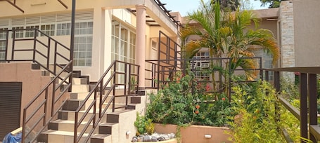 Comfort Apartment, Balcony, Courtyard View. Belle Vie Apartments