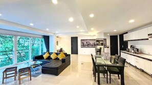 Departamento, 2 habitaciones, con acceso para personas discapacitadas, balcón | Comedor