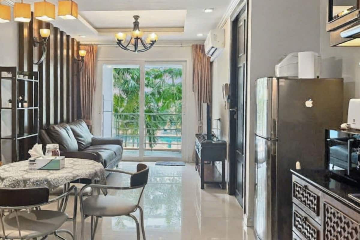 Huoneisto, 1 makuuhuone, esteetön, parveke | Ruokasali