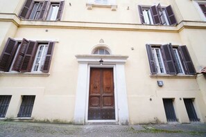 Dettaglio esterni