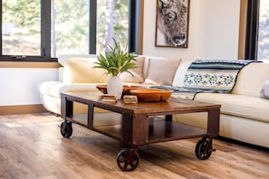 スマートテレビ、暖炉