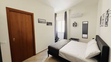 1 Schlafzimmer, Zimmersafe, BĂŒgeleisen/BĂŒgelbrett, kostenloses WLAN