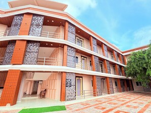 Front of property - Shri Sudama Puri  (Puri)