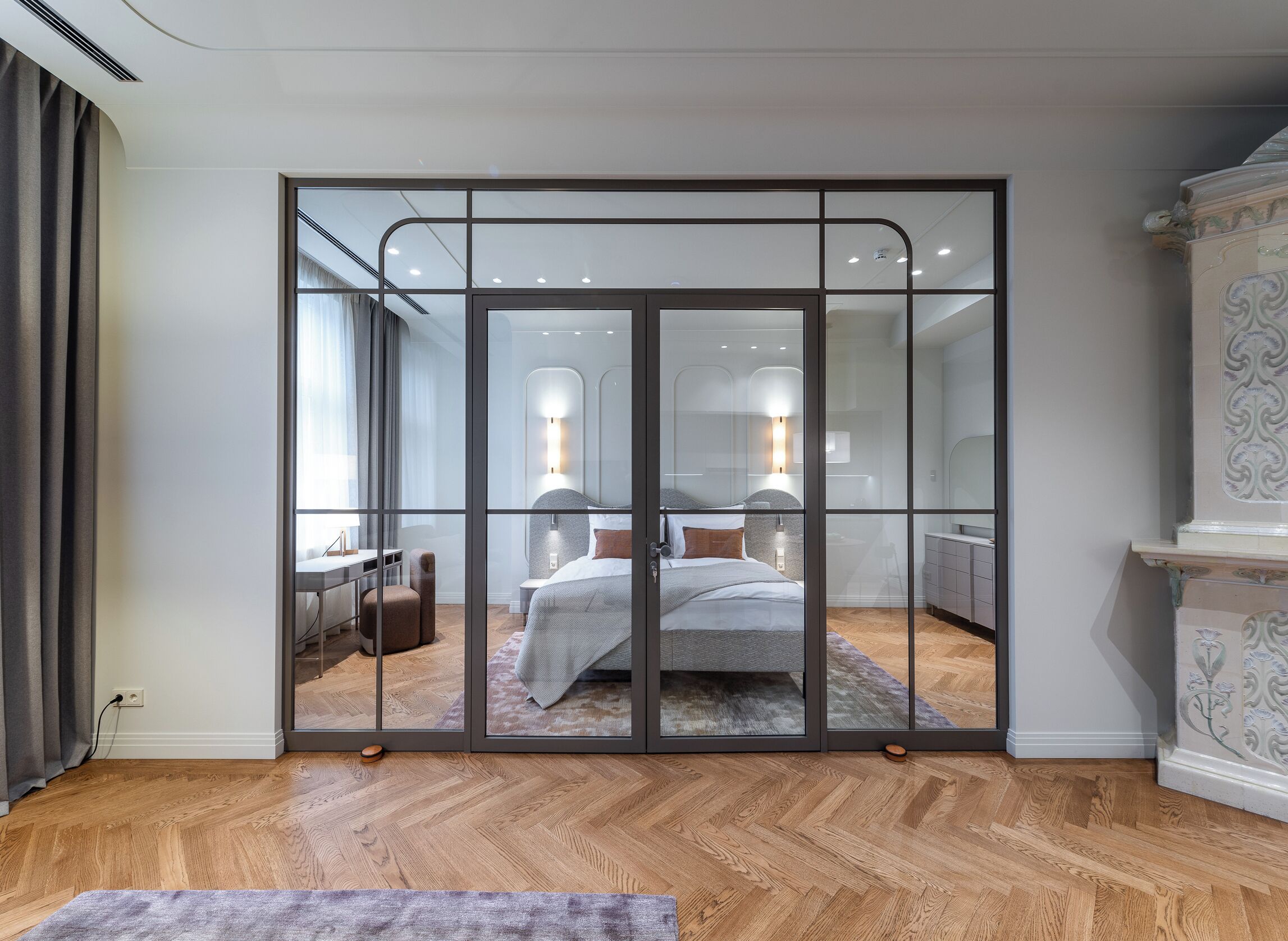 Grand Suite | In-room safe, desk, laptop workspace, blackout curtains