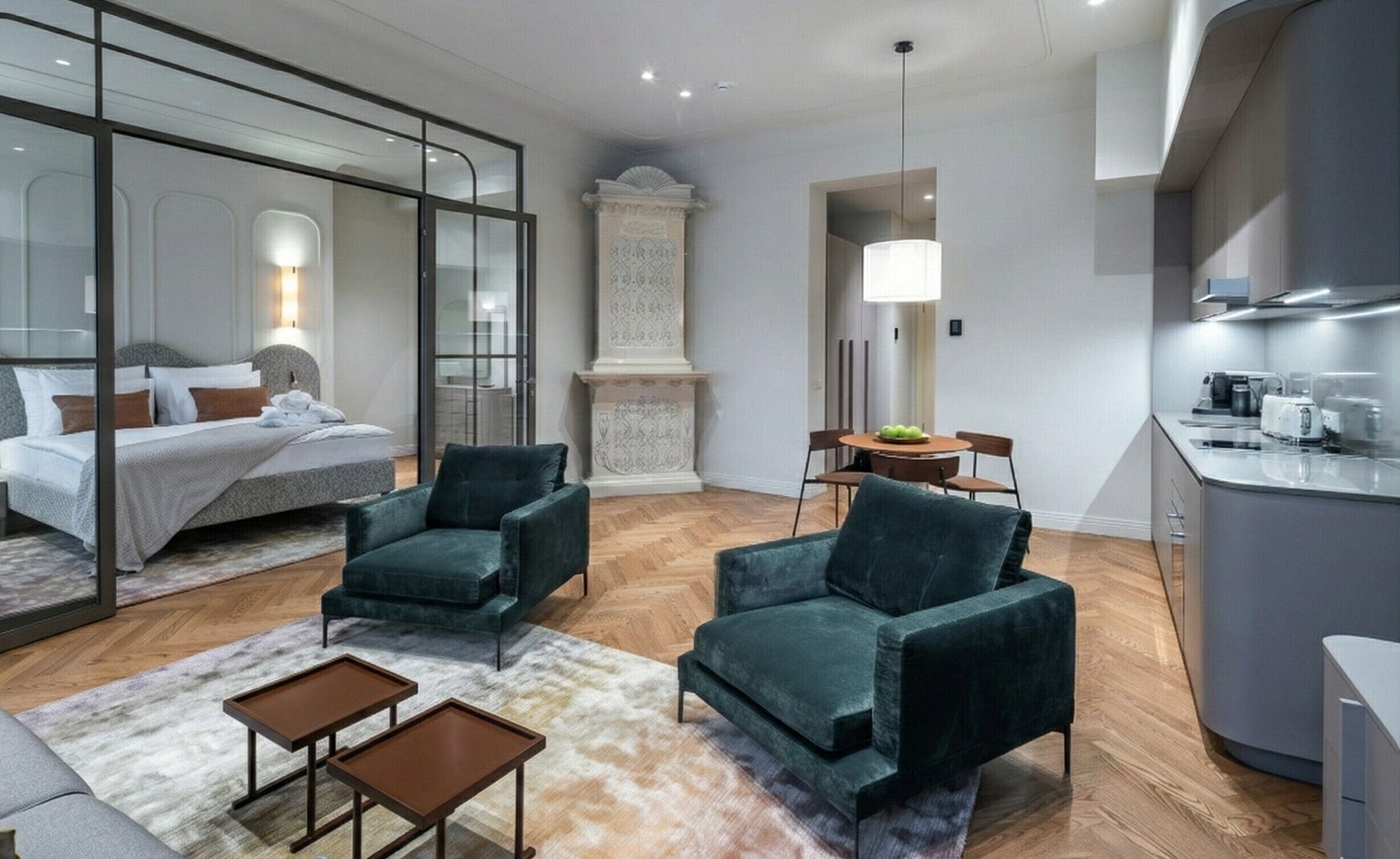 ห้องแกรนด์สวีท | ตู้นิรภัยในห้องพัก, โต๊ะทำงาน, พื้นที่ทำงานแบบใช้แล็ปท็อป, ผ้าม่านกันแสง