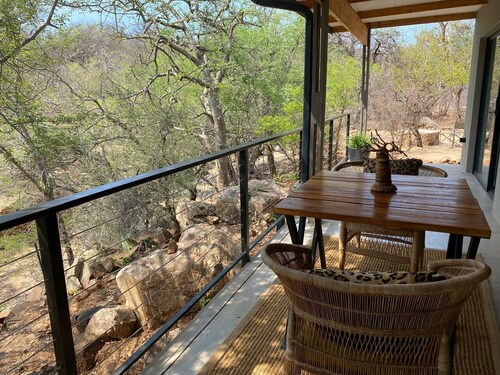 Enchanting 2-bedroom chalet within Private Nature Reserve, Hoedspruit