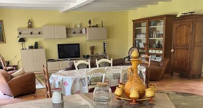 Maison dans propriété entiÚrement close animaux bienvenus