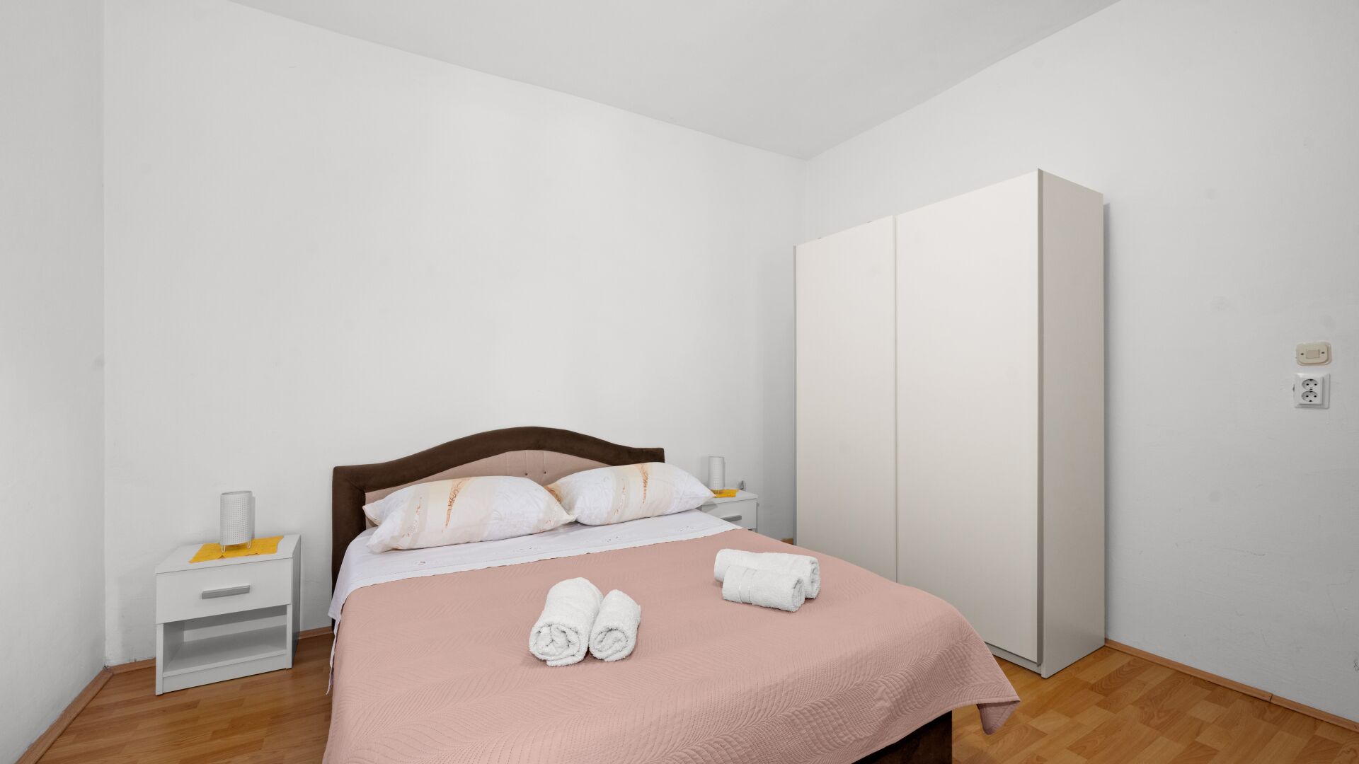 3 Schlafzimmer, Bügeleisen/Bügelbrett, kostenloses WLAN, Bettwäsche