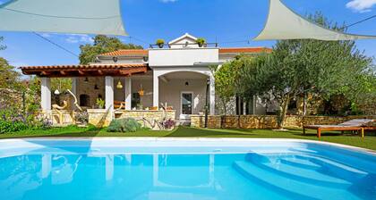 Holiday Home San by Villas Guide