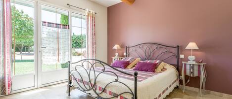 1 chambre, Wi-Fi, draps fournis