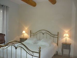 1 bedroom, WiFi, bed sheets - 'Jean Giono' Room at La Bastide des Mereuilles with Private Terrace, Wi-Fi, and Air Conditioning (Orange)