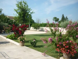 Property grounds - 'Jean Giono' Room at La Bastide des Mereuilles with Private Terrace, Wi-Fi, and Air Conditioning (Orange)