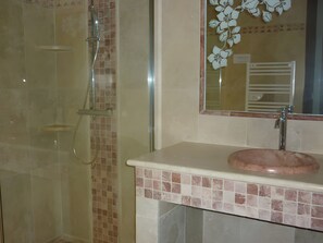 Bathroom - "Marcel Pagnol" Room at La Bastide des Mereuilles with Private Terrace, Wi-Fi & AC (Orange)