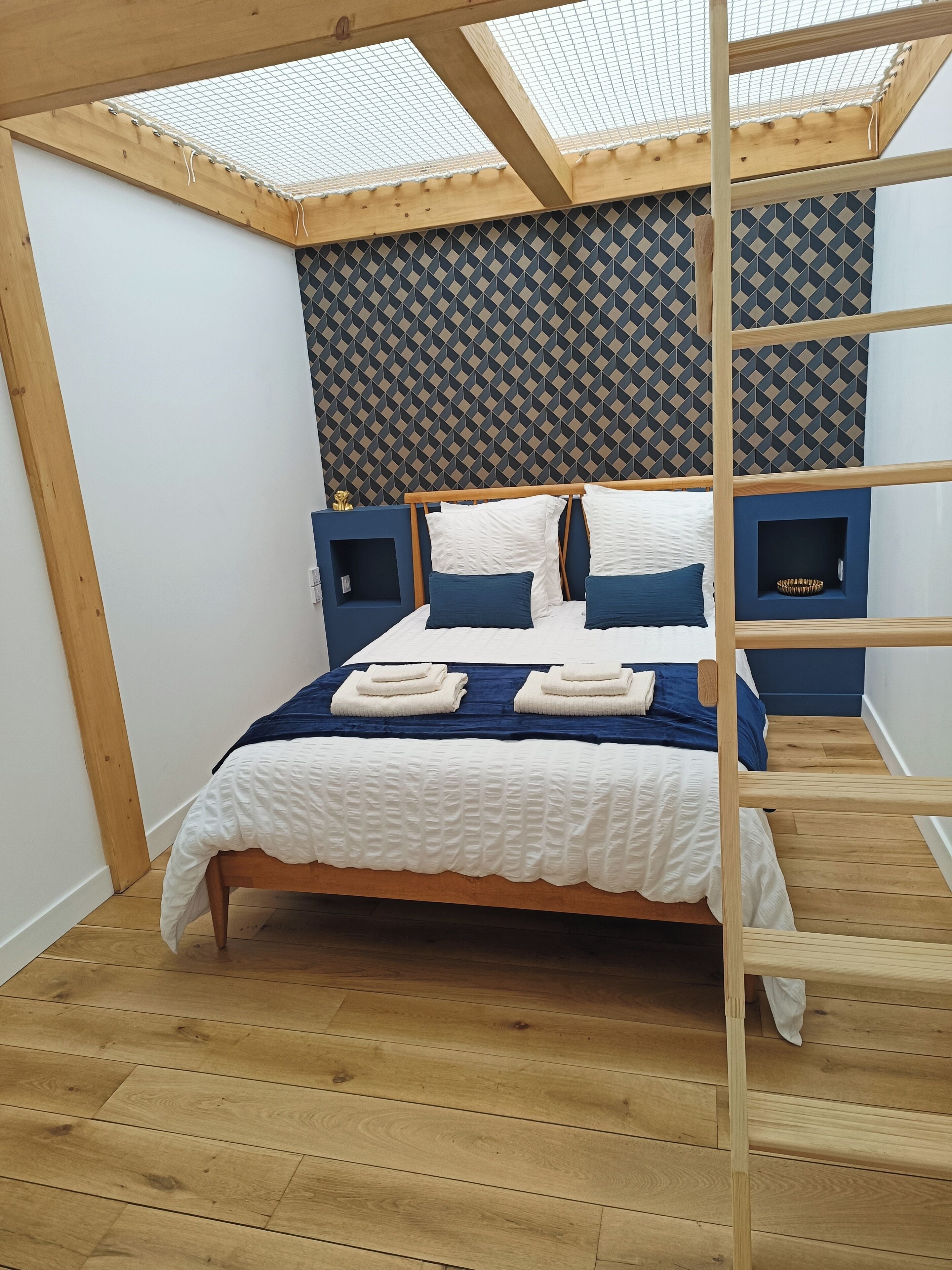 4 室のベッドルーム、アイロン / アイロン台、旅行用ベビーベッド、WiFi (無料)