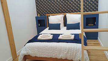 4 camere, ferro/asse da stiro, culla da viaggio, Wi-Fi gratuito