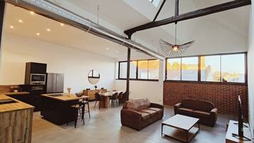 TV, videogiochi, libri