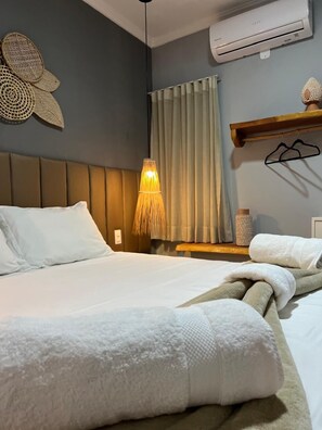 Comfort Twin Room | In-room safe, free WiFi, bed sheets