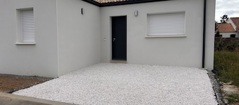 Villa with jacuzzi just a stone's throw from the beach - Relaxation guaranteed!