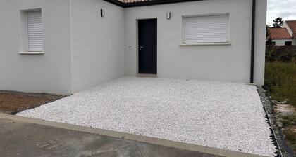 Villa with jacuzzi just a stone's throw from the beach - Relaxation guaranteed!