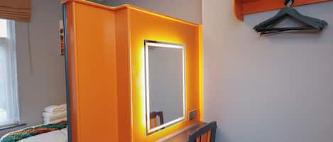 2 bedrooms, individually decorated, individually furnished, free WiFi