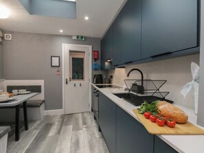 Dining - Arthur's House (Middlesbrough)