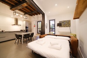 3 Schlafzimmer, Bügeleisen/Bügelbrett, Reisekinderbett