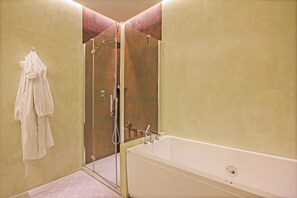 Junior Suite | Bathroom