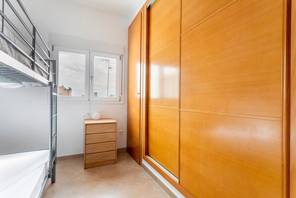 واي فاي وملاءات أسرّة