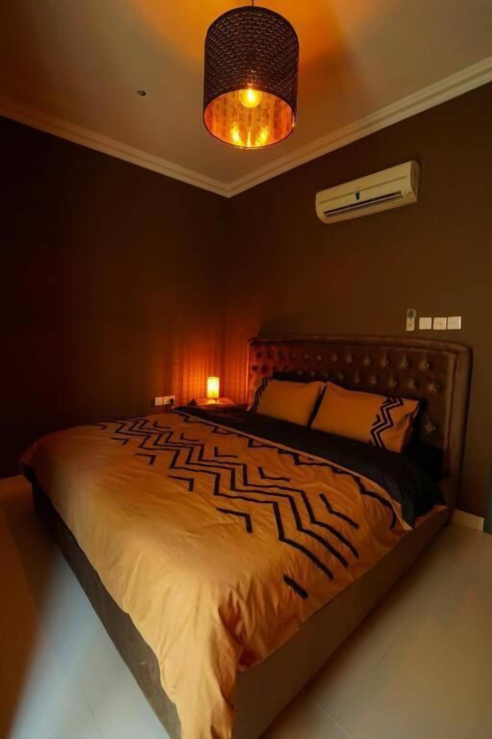 Chambre Double Confort, 1 très grand lit, non-fumeur, climatisation