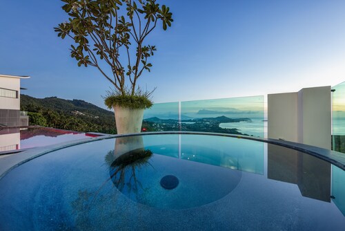 SOMA 4 Bedrooms SEAVIEW Pool Villa